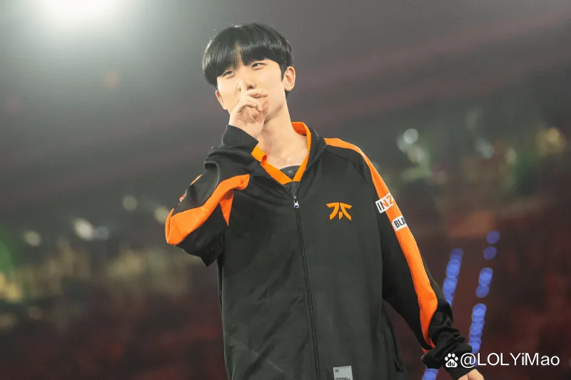 LOL英雄联盟直播-FNC横扫DK，Faker打破历史纪录的简单介绍