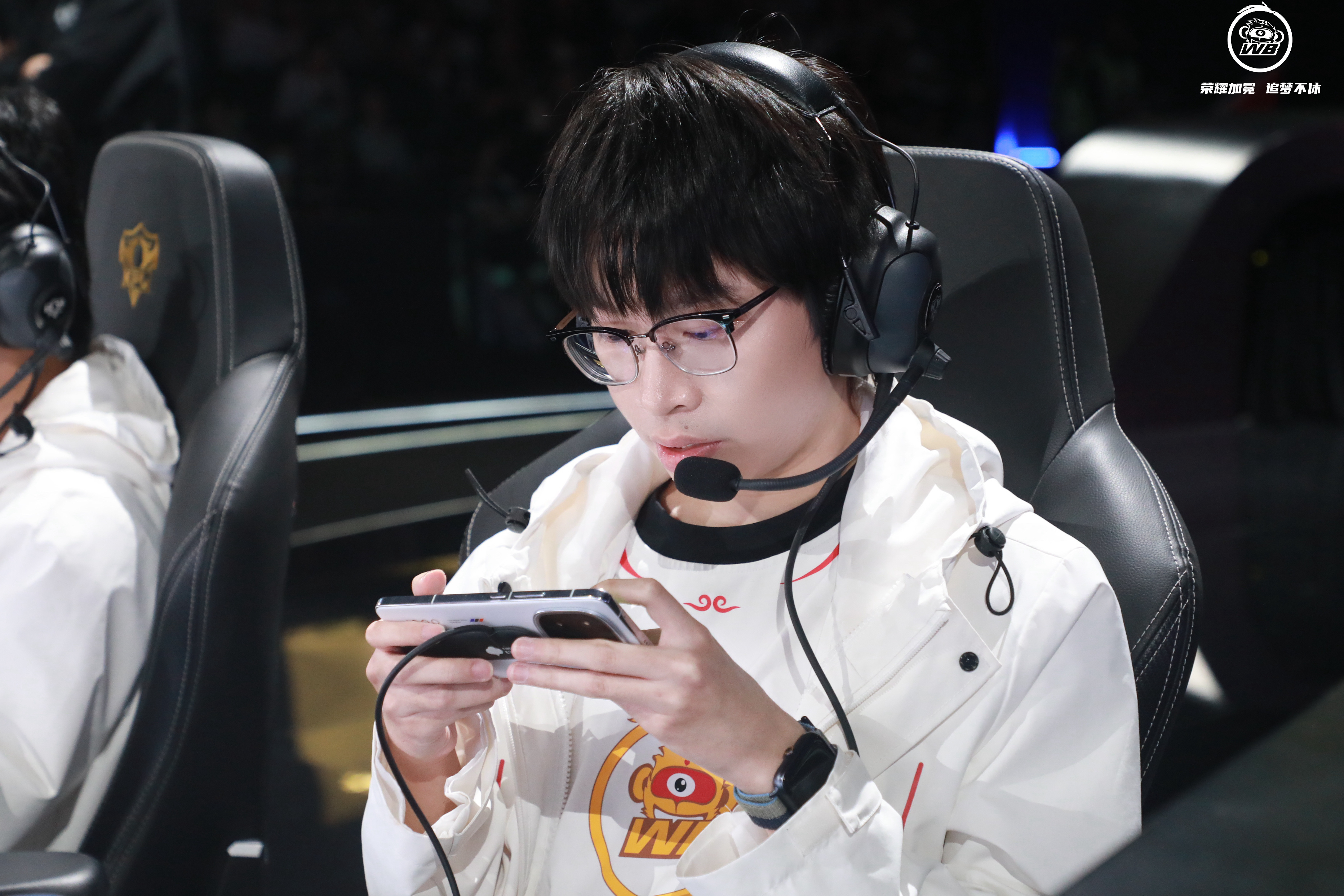 LOL英雄联盟赛事指南-包含WBG横扫T1，Bin爆发神勇的词条