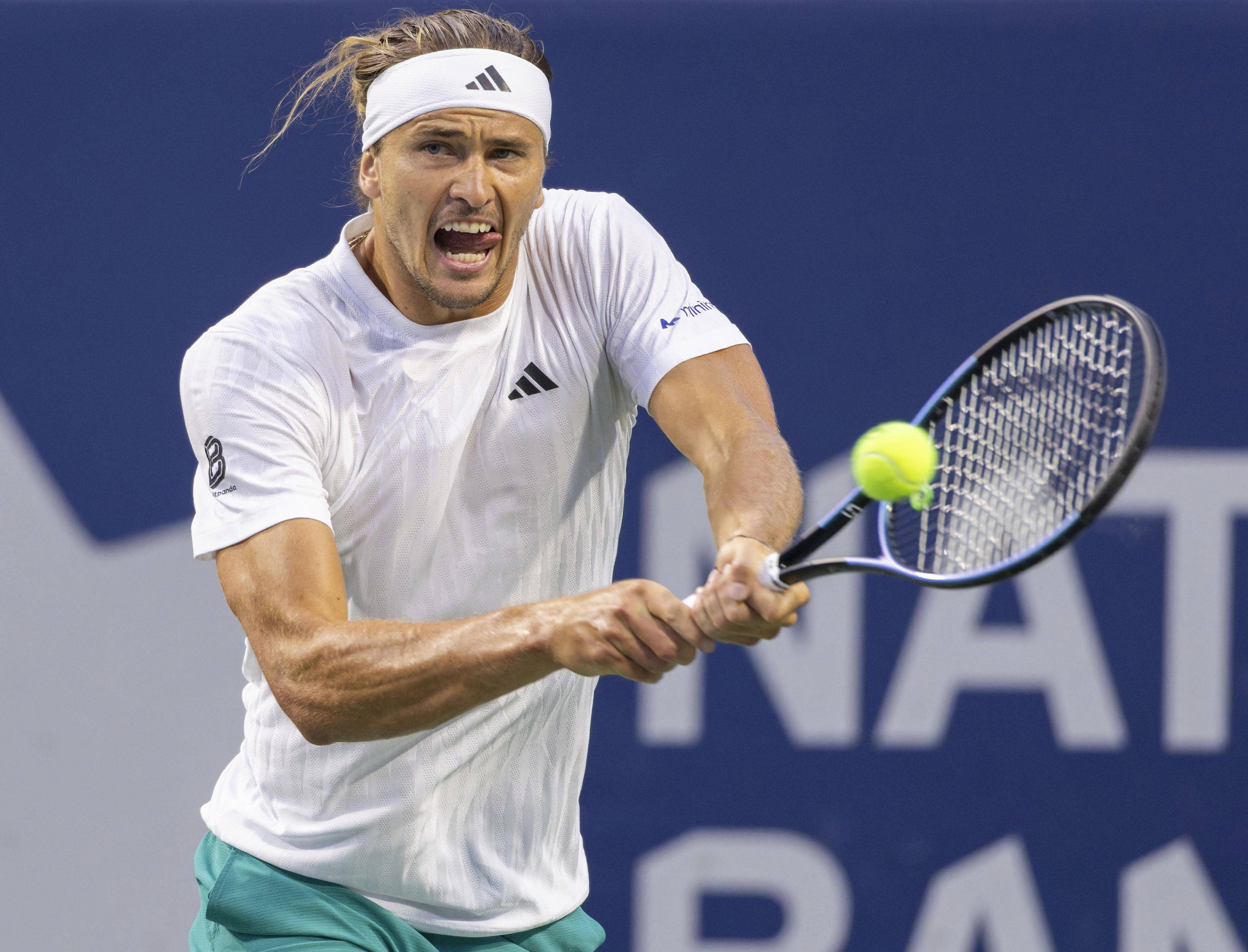 包含英国网球队翻盘德国网球队，兹维列夫绝境逆转的词条