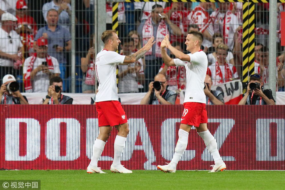 LOL直播入口-包含智利血洗德国，莱万一己之力扛起全队的词条