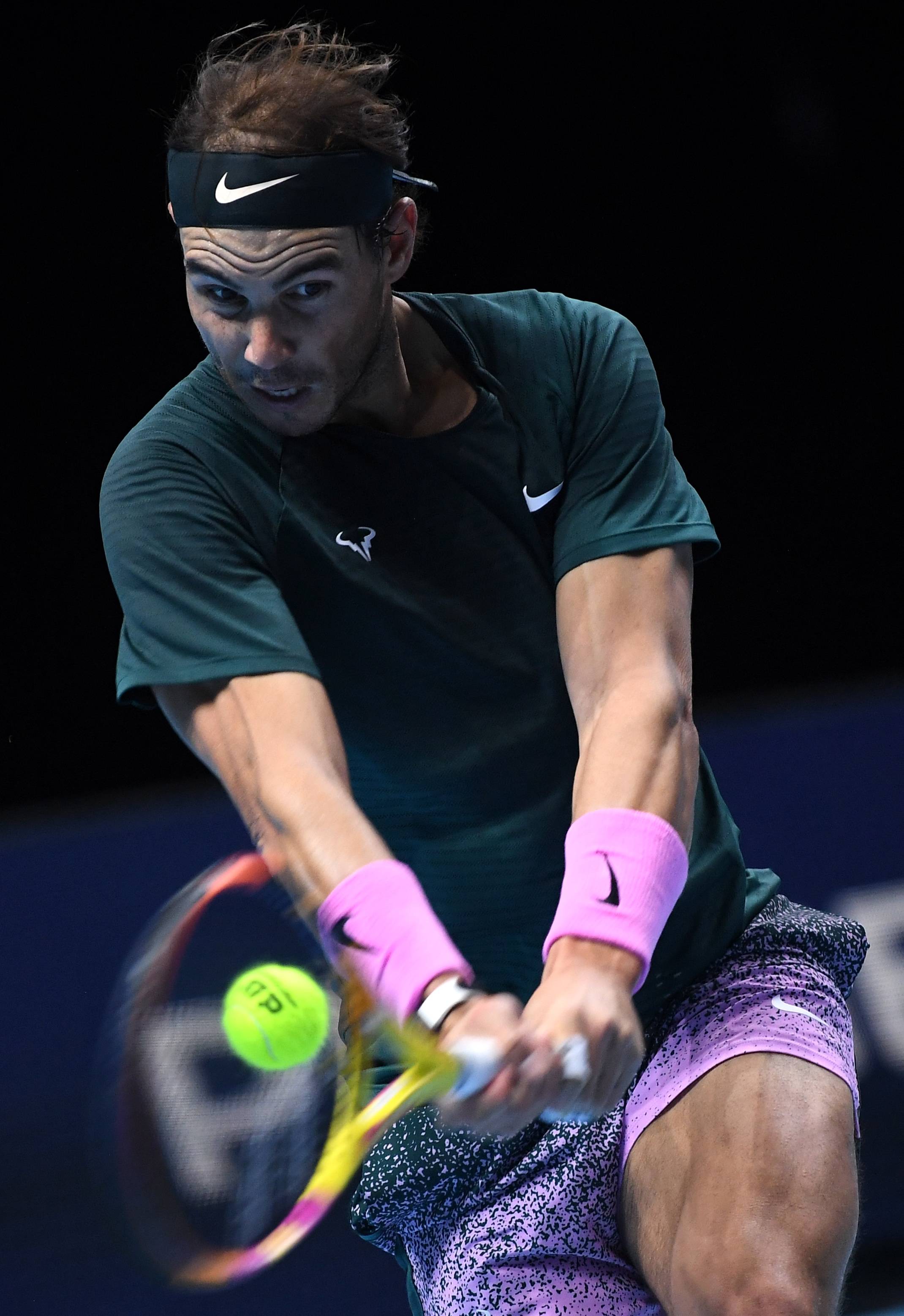 关于欧洲网球队轻取世界网球队，纳达尔惊艳世界的信息