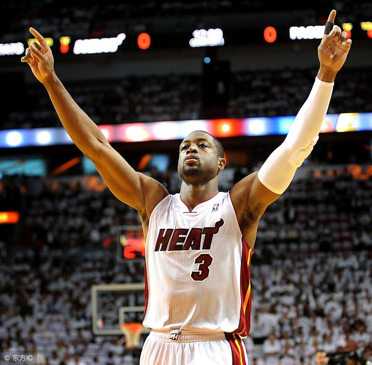 黄蜂神勇逆袭，赢得东部冠军头衔