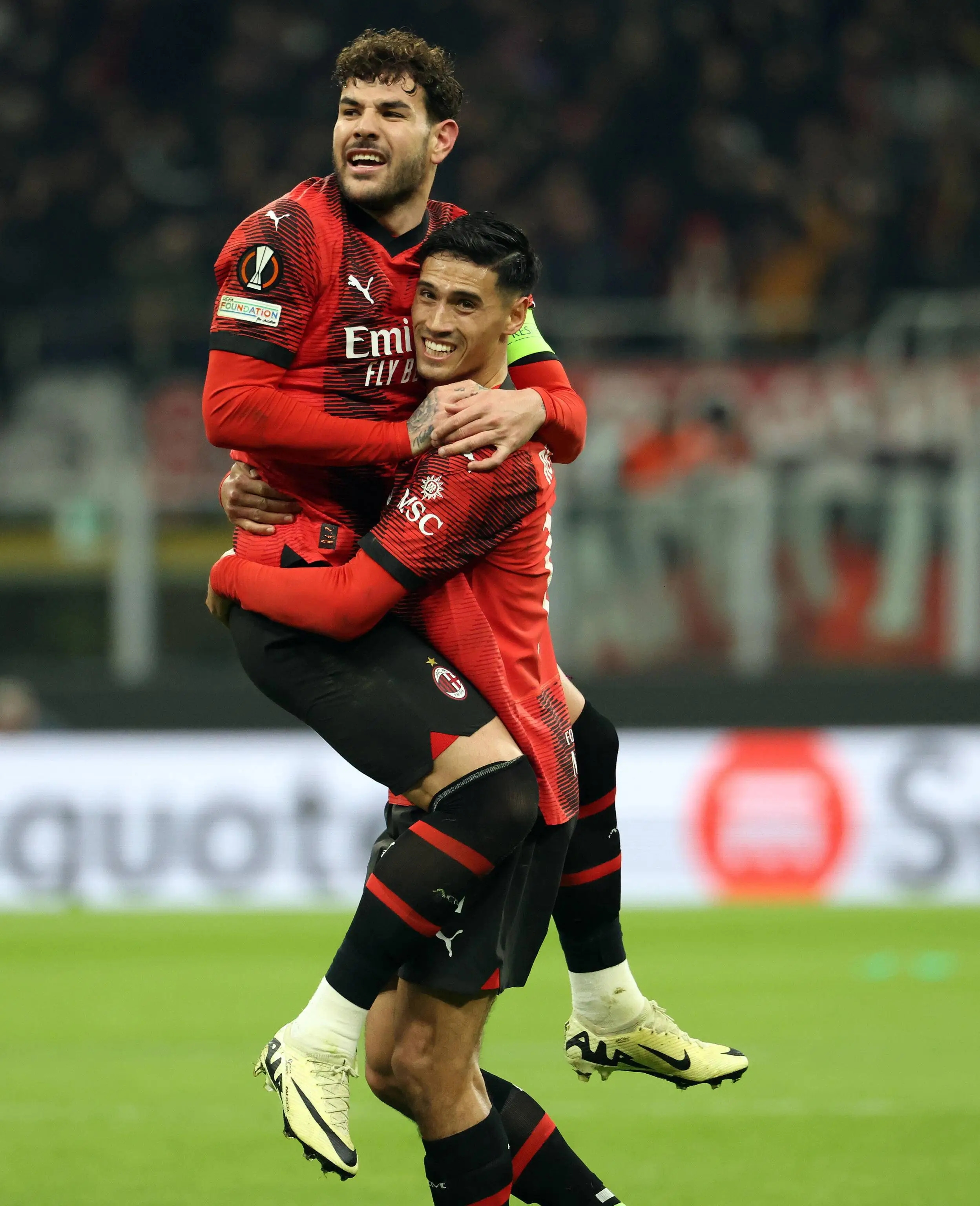 lol竞猜-包含多特蒙德球员感谢球迷支持，心系重返巅峰的词条