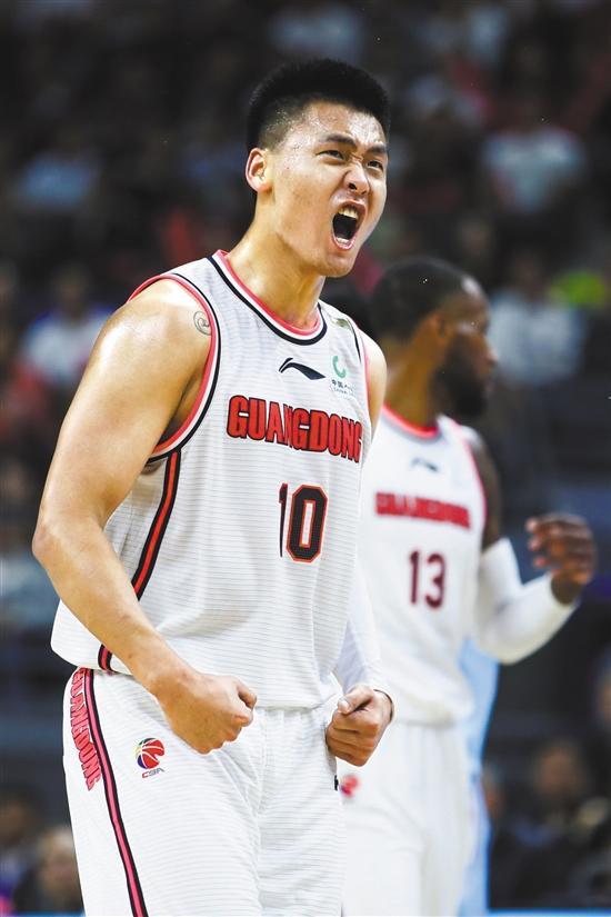 包含中国队险胜奥地利队，波尔刷新纪录的词条