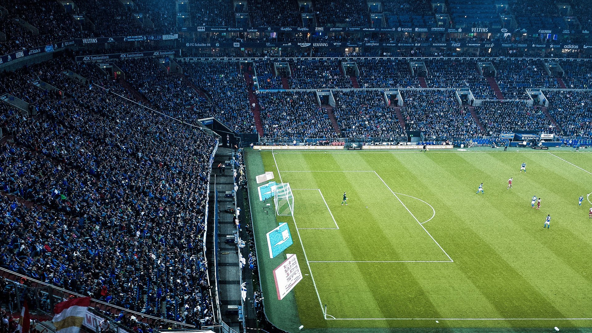 欧冠半决赛焦点战，喀麦隆式防守哲学如何成功压制雷恩