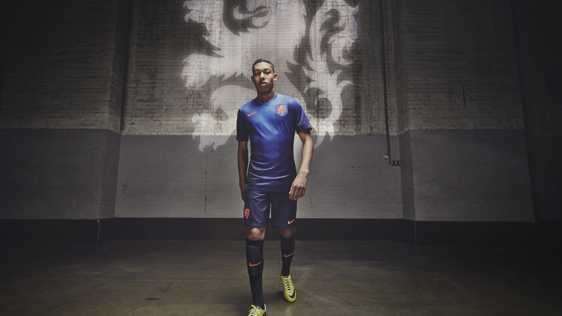 跨界爆冷，当杜兰特接管F1揭幕战，雷霆如何暗喻赛场无常